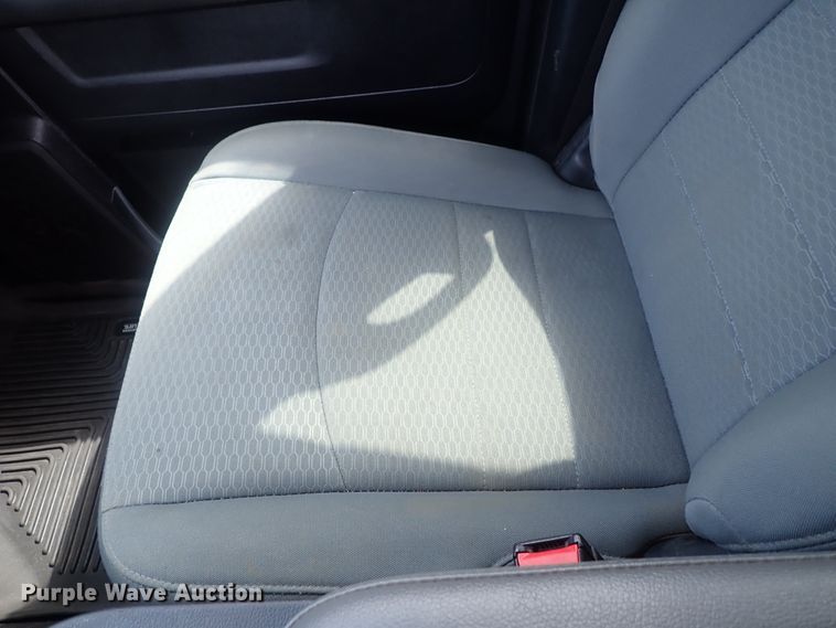 image for item DG3069 2016 Dodge Ram 2500  Crew Cab pickup truck