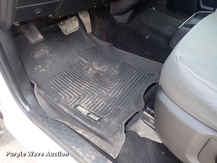 image for item DG3069 2016 Dodge Ram 2500  Crew Cab pickup truck