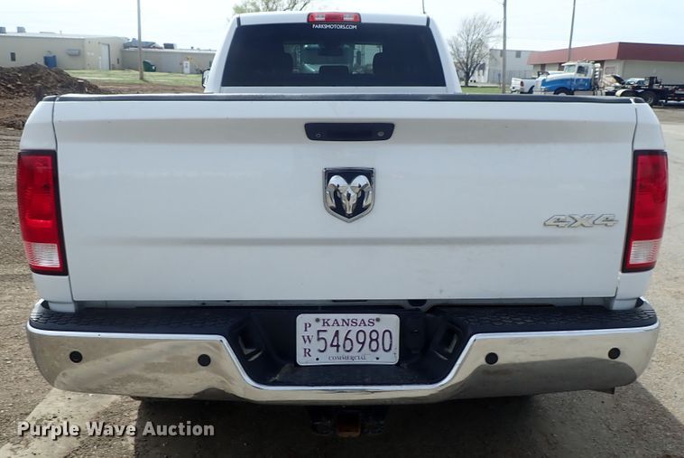 image for item DG3071 2016 Dodge Ram 2500  Crew Cab pickup truck