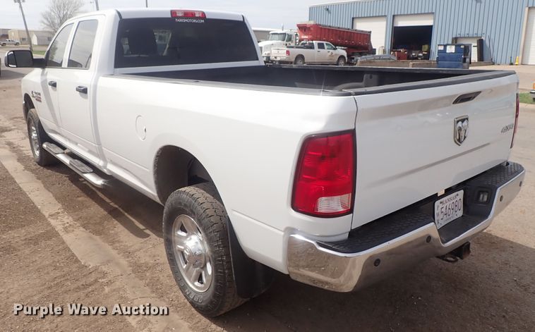 image for item DG3071 2016 Dodge Ram 2500  Crew Cab pickup truck