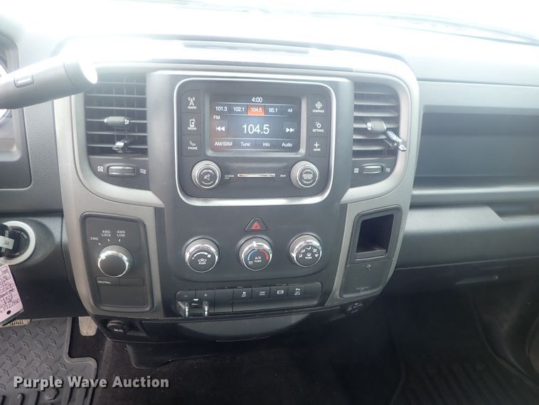 image for item DG3071 2016 Dodge Ram 2500  Crew Cab pickup truck