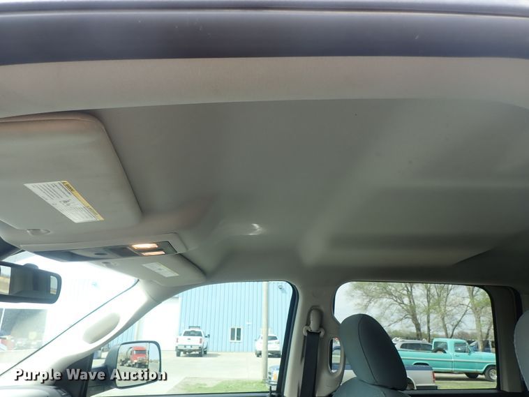 image for item DG3071 2016 Dodge Ram 2500  Crew Cab pickup truck