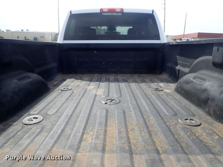 image for item DG3071 2016 Dodge Ram 2500  Crew Cab pickup truck