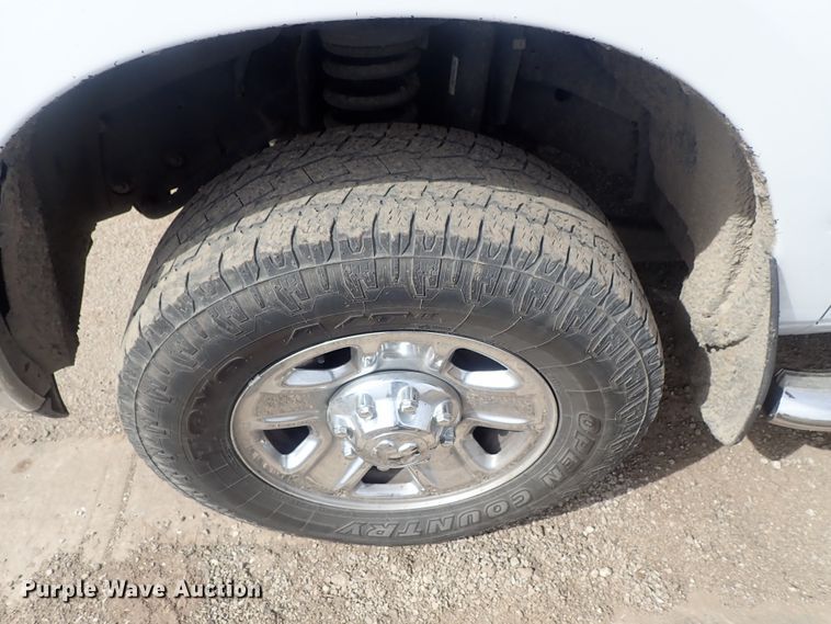 image for item DG3071 2016 Dodge Ram 2500  Crew Cab pickup truck