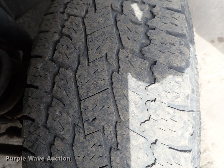 image for item DG3071 2016 Dodge Ram 2500  Crew Cab pickup truck