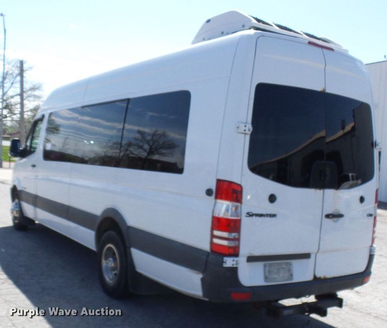 image for item DG5639 2007 Dodge Sprinter 3500 shuttle bus