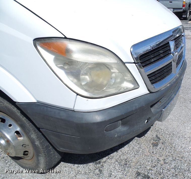 image for item DG5639 2007 Dodge Sprinter 3500 shuttle bus