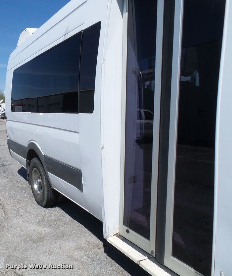 image for item DG5639 2007 Dodge Sprinter 3500 shuttle bus