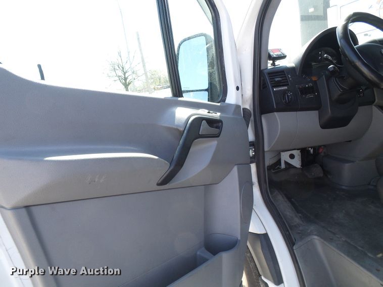image for item DG5639 2007 Dodge Sprinter 3500 shuttle bus
