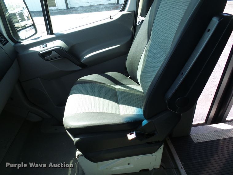 image for item DG5639 2007 Dodge Sprinter 3500 shuttle bus