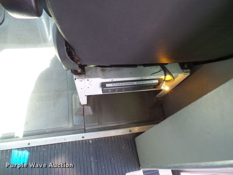 image for item DG5639 2007 Dodge Sprinter 3500 shuttle bus