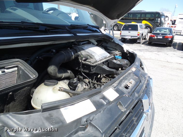 image for item DG5639 2007 Dodge Sprinter 3500 shuttle bus