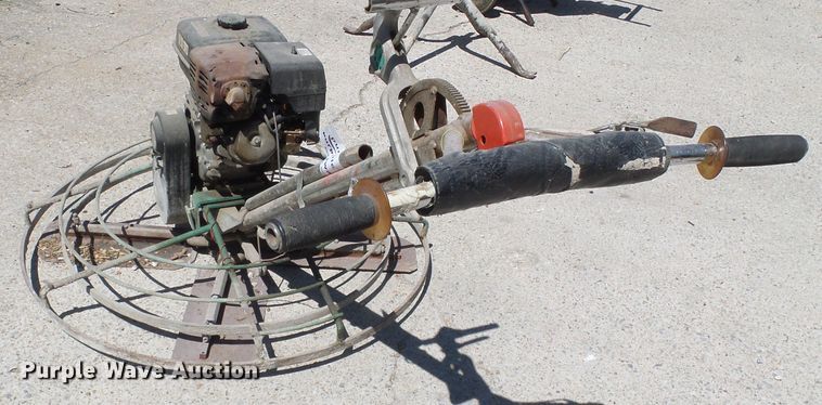 image for item DG5642 Whiteman B48H power trowel