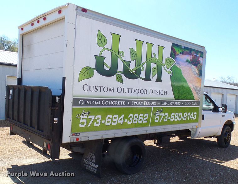 image for item DG5646 2004 Ford F450 Super Duty box truck