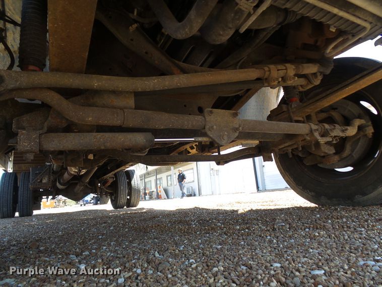 image for item DG5646 2004 Ford F450 Super Duty box truck