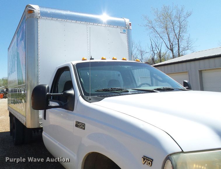 image for item DG5646 2004 Ford F450 Super Duty box truck