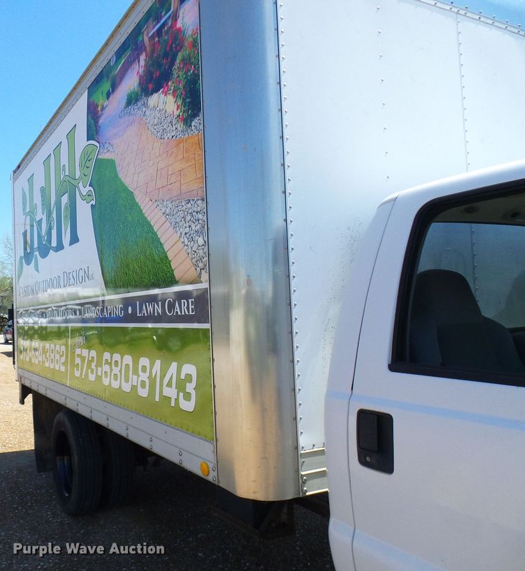 image for item DG5646 2004 Ford F450 Super Duty box truck