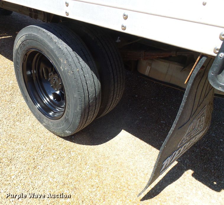 image for item DG5646 2004 Ford F450 Super Duty box truck