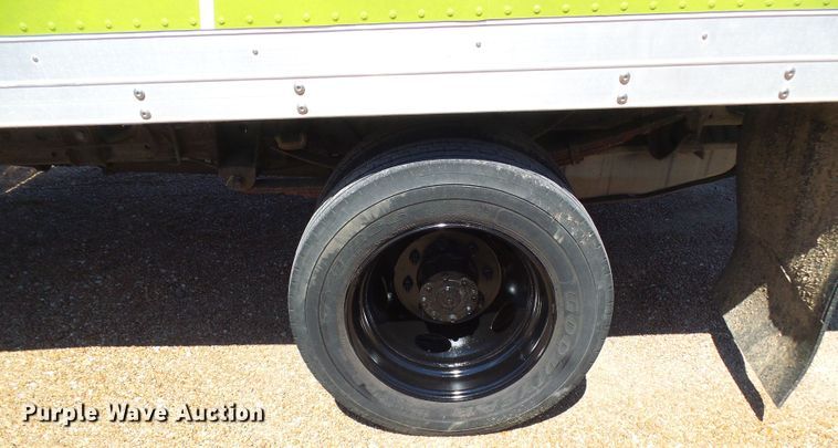 image for item DG5646 2004 Ford F450 Super Duty box truck