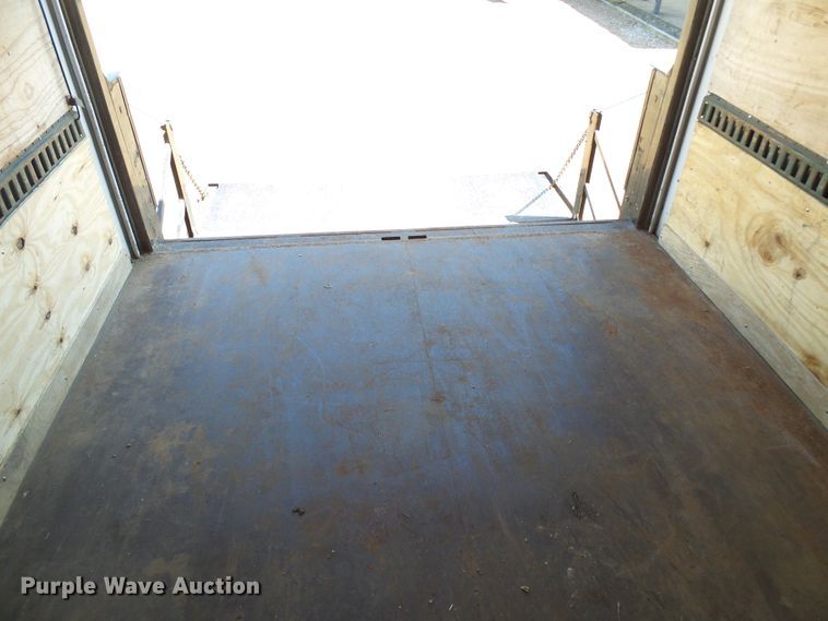 image for item DG5646 2004 Ford F450 Super Duty box truck