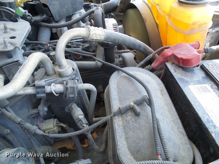 image for item DG5646 2004 Ford F450 Super Duty box truck