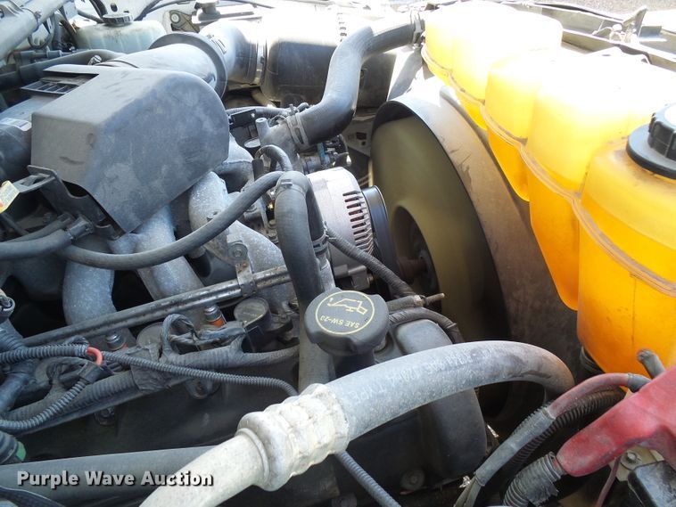 image for item DG5646 2004 Ford F450 Super Duty box truck