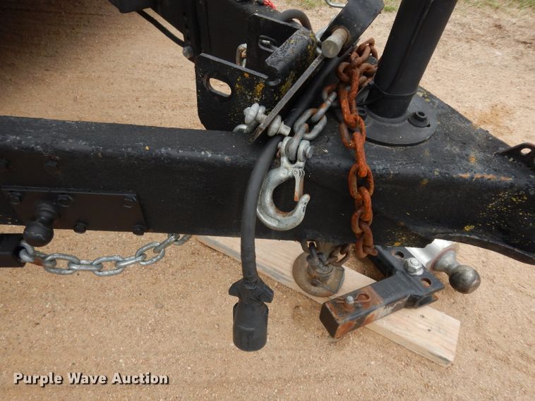 image for item DG6391 1997 Haulmark enclosed cargo trailer