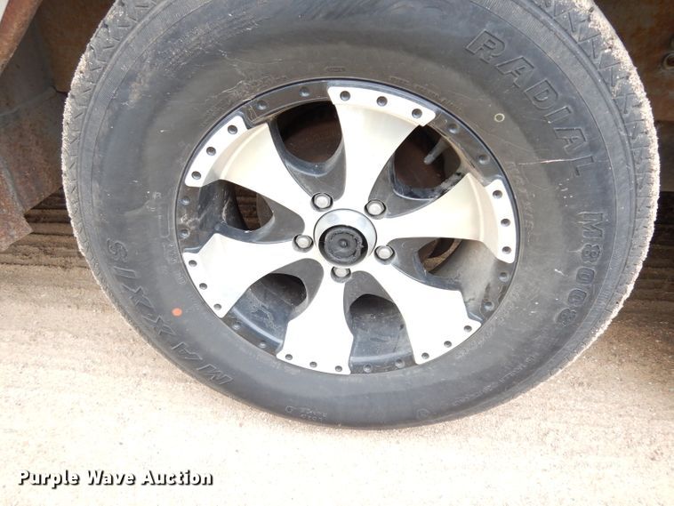 image for item DG6391 1997 Haulmark enclosed cargo trailer