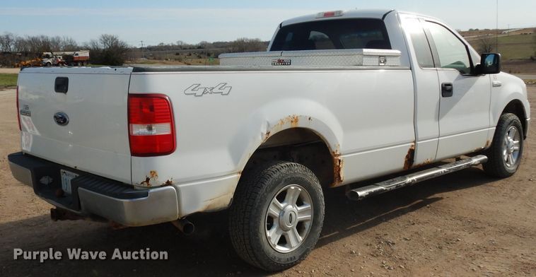 image for item DG6406 2004 Ford F150  pickup truck