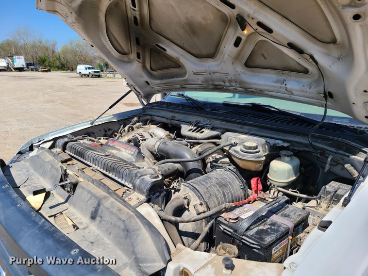 image for item DG7709 2006 Ford F550 Super Duty Crew Cab utility truck