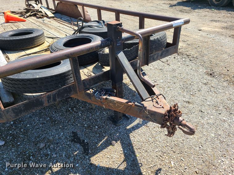 image for item DG7714 1993 Texas Bragg utility trailer