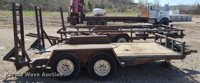 image for item DG7716 1998 Texas Bragg utility trailer