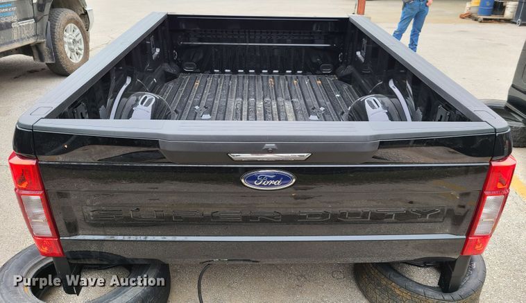 image for item DG7727 2020 Ford Super Duty pickup truck bed