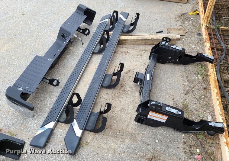 image for item DG7732 2020 Ford Super Duty parts