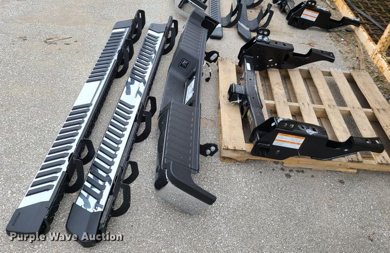 image for item DG7733 2020 Ford Super Duty parts