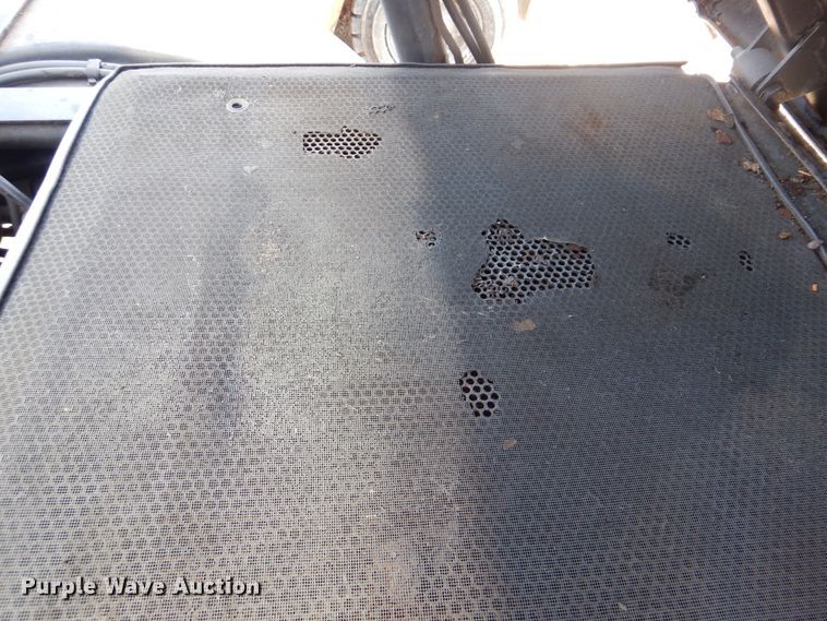 image for item DG8534 Bobcat Toolcat 5600 utility vehicle