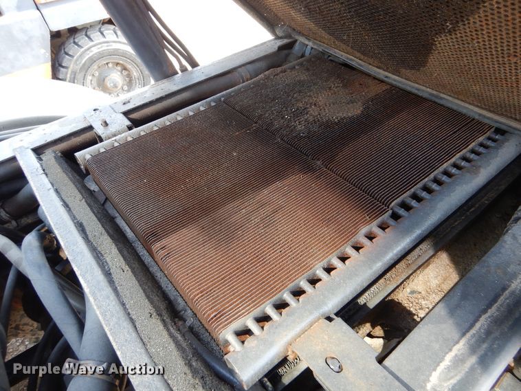 image for item DG8534 Bobcat Toolcat 5600 utility vehicle