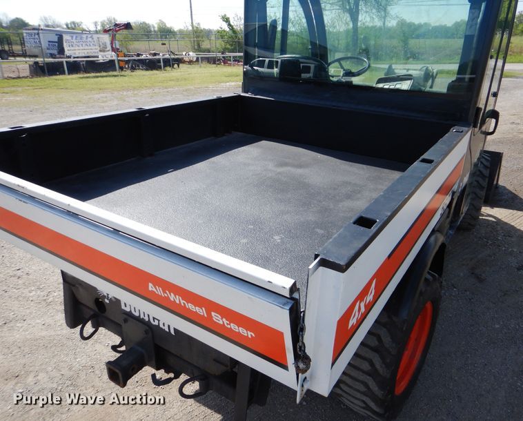 image for item DG8534 Bobcat Toolcat 5600 utility vehicle