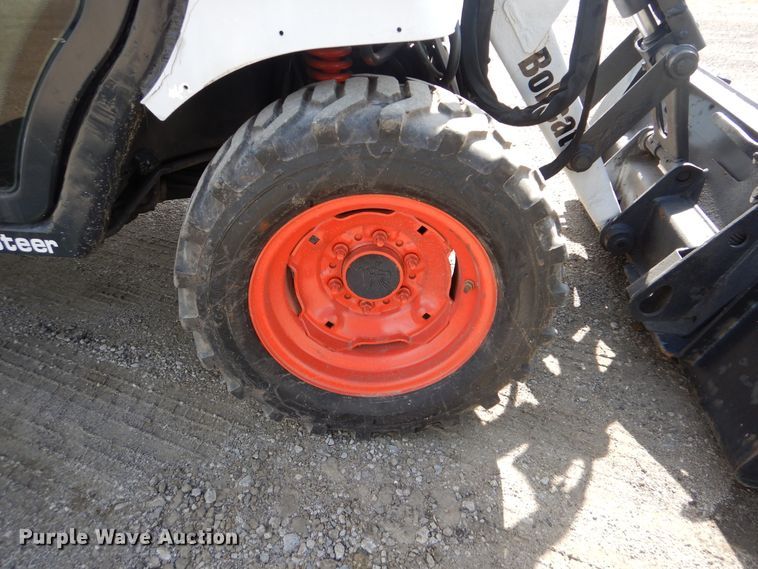 image for item DG8534 Bobcat Toolcat 5600 utility vehicle