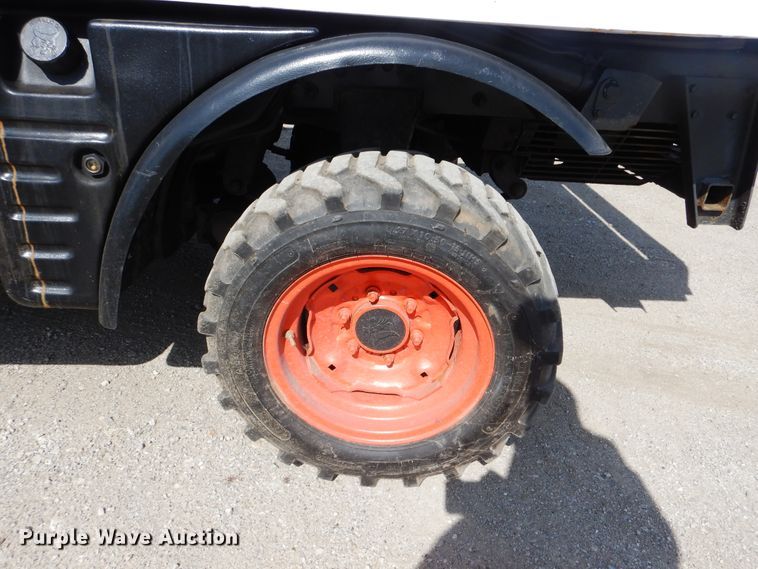 image for item DG8534 Bobcat Toolcat 5600 utility vehicle