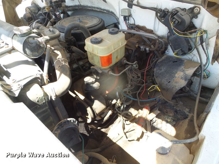 image for item DH4879 1988 Chevrolet C60 bucket truck