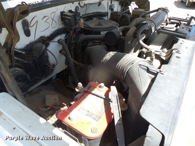 image for item DH4879 1988 Chevrolet C60 bucket truck