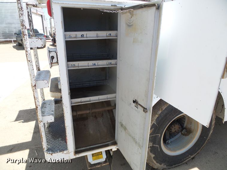 image for item DH4879 1988 Chevrolet C60 bucket truck