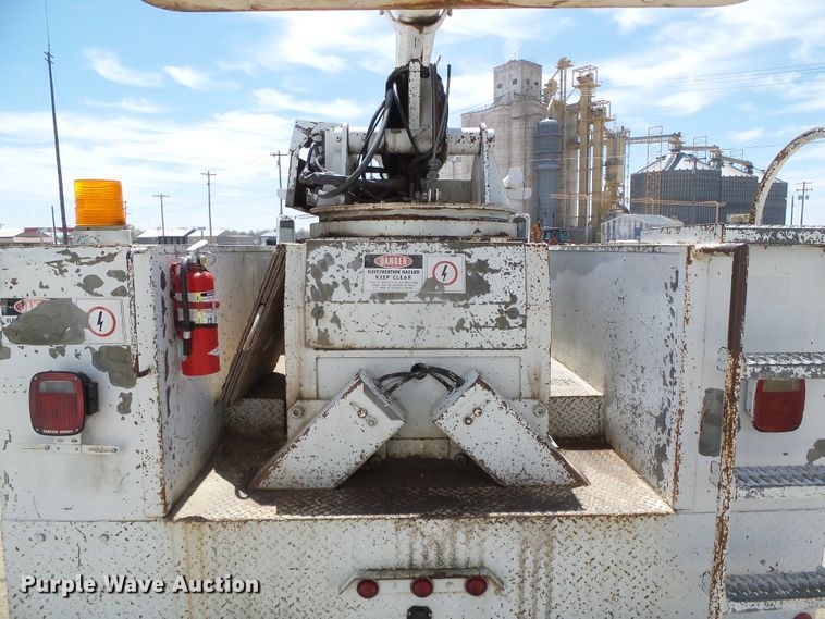 image for item DH4879 1988 Chevrolet C60 bucket truck