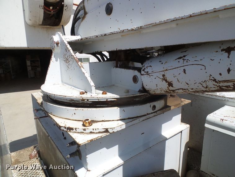 image for item DH4879 1988 Chevrolet C60 bucket truck