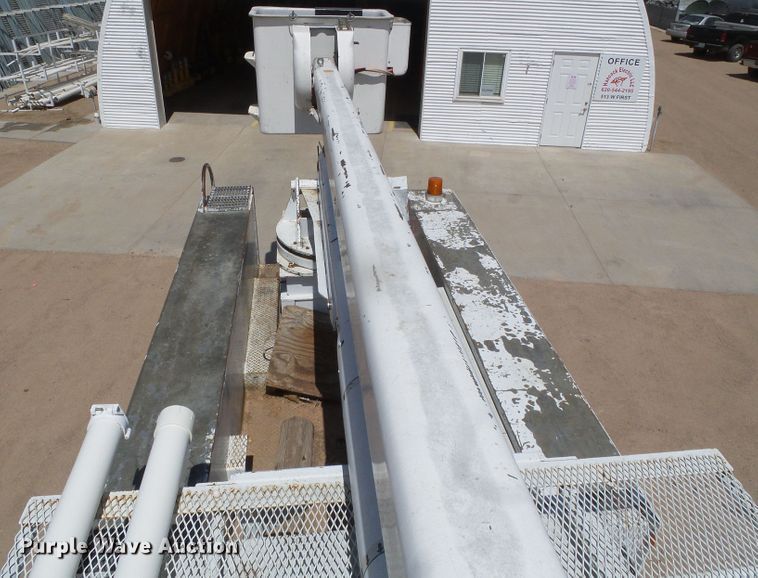 image for item DH4879 1988 Chevrolet C60 bucket truck