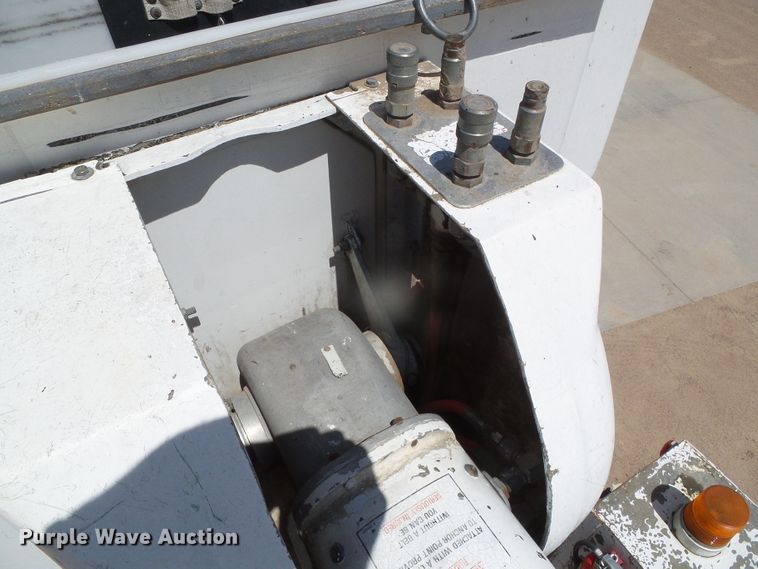 image for item DH4879 1988 Chevrolet C60 bucket truck