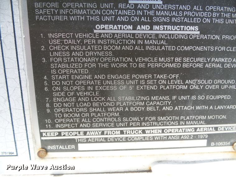 image for item DH4879 1988 Chevrolet C60 bucket truck