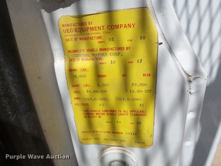 image for item DH4879 1988 Chevrolet C60 bucket truck