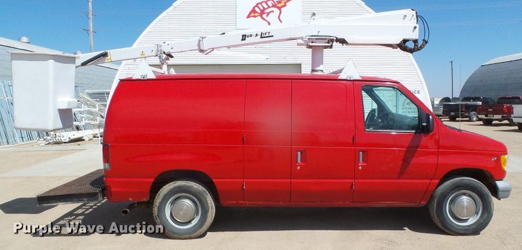 image for item DH4880 1998 Ford Econoline E350  bucket van